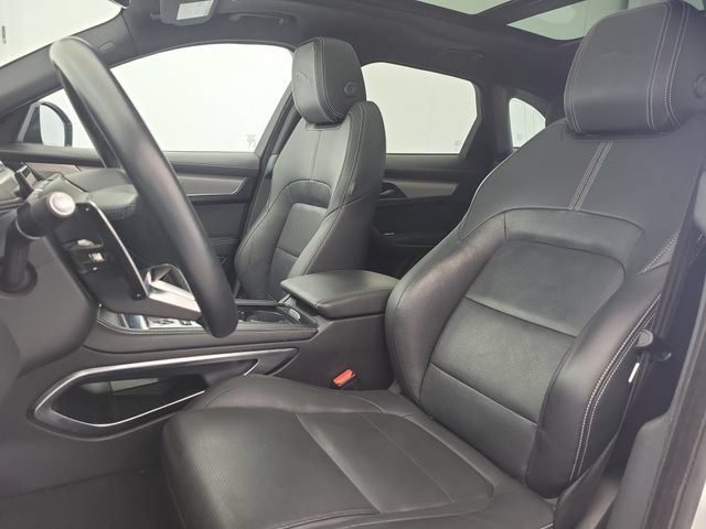 Used 2025 Jaguar F-PACE R-Dynamic S AWD/4WD image 17