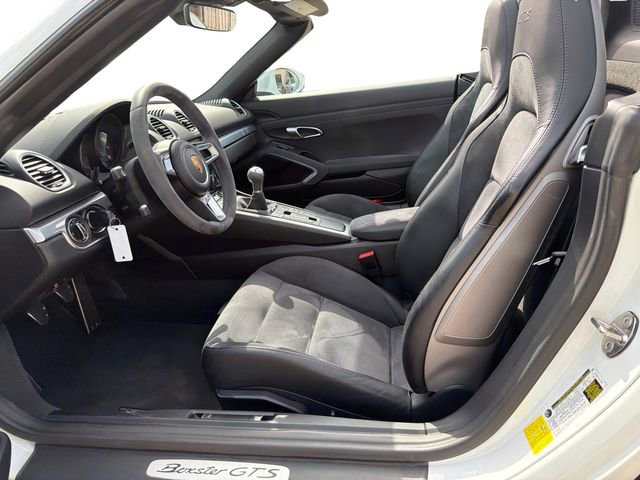 Used 2018 Porsche 718 Boxster GTS RWD image 16