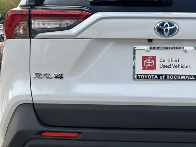 Certified 2023 Toyota RAV4 XLE Premium AWD/4WD image 5