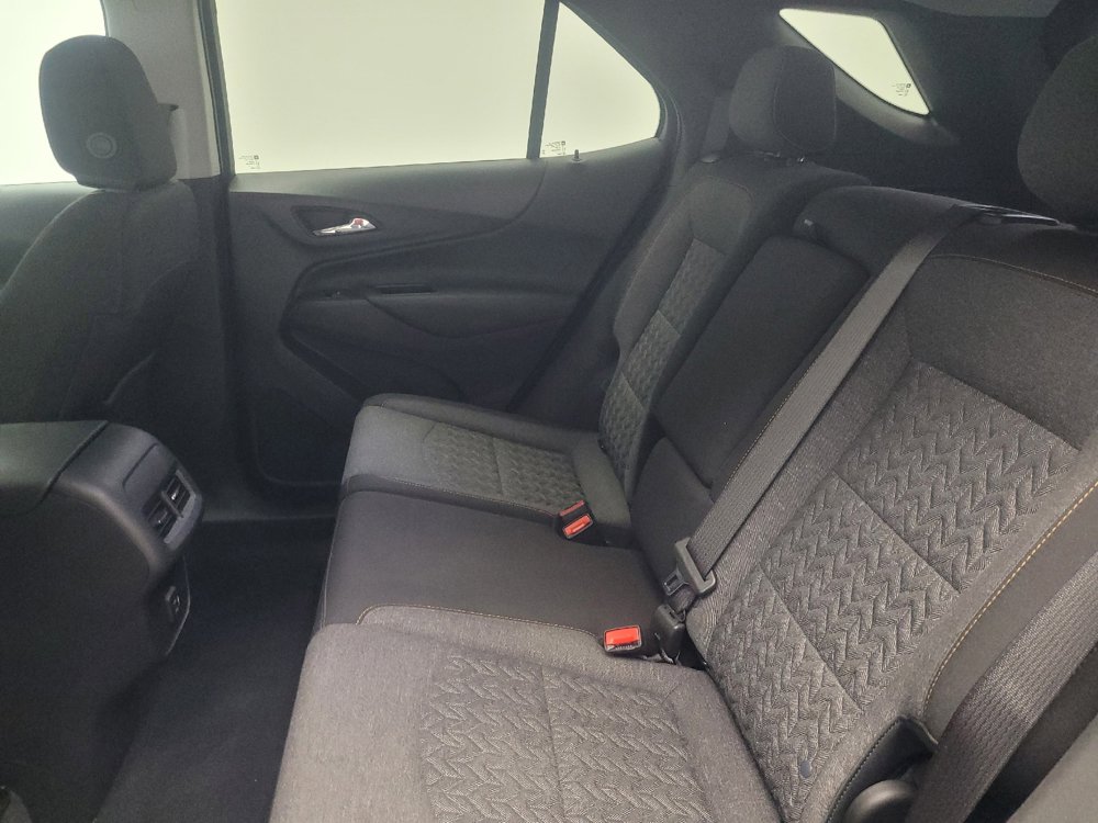 Used 2022 Chevrolet Equinox LT image 18