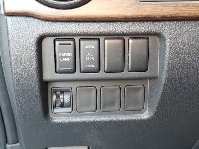 Used 2022 Nissan Titan Platinum Reserve w/ Moonroof Package image 23