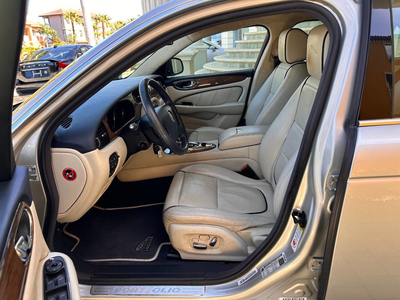 Used 2009 Jaguar XJ Vanden Plas Super V8 Portfolio image 22