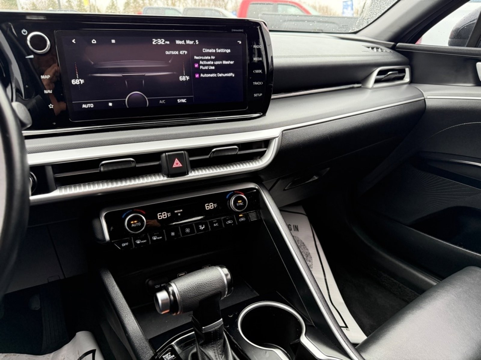 Used 2023 Kia K5 GT-Line image 13