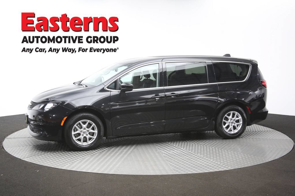 Used 2024 Chrysler Voyager LX FWD image 59