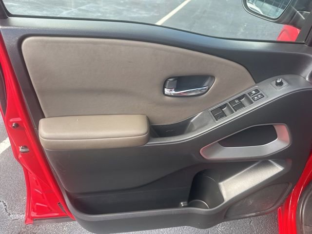 Used 2022 Nissan Frontier SV image 11