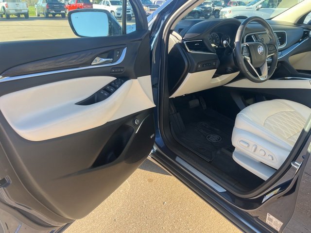 Used 2024 Buick Enclave Avenir w/ Trailering Package, 5000 lbs. image 10