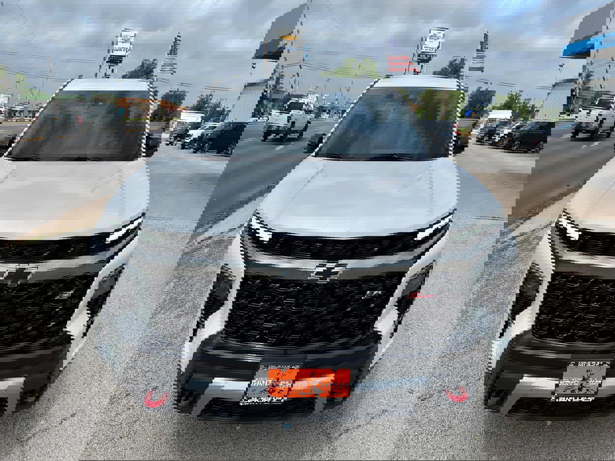 Used 2024 Chevrolet Traverse Z71 w/ Enhanced Driving Package AWD/4WD image 2