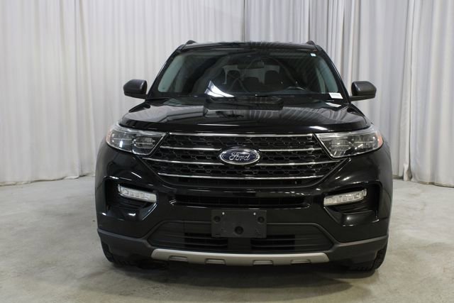 Used 2023 Ford Explorer XLT w/ Equipment Group 202A AWD/4WD image 37