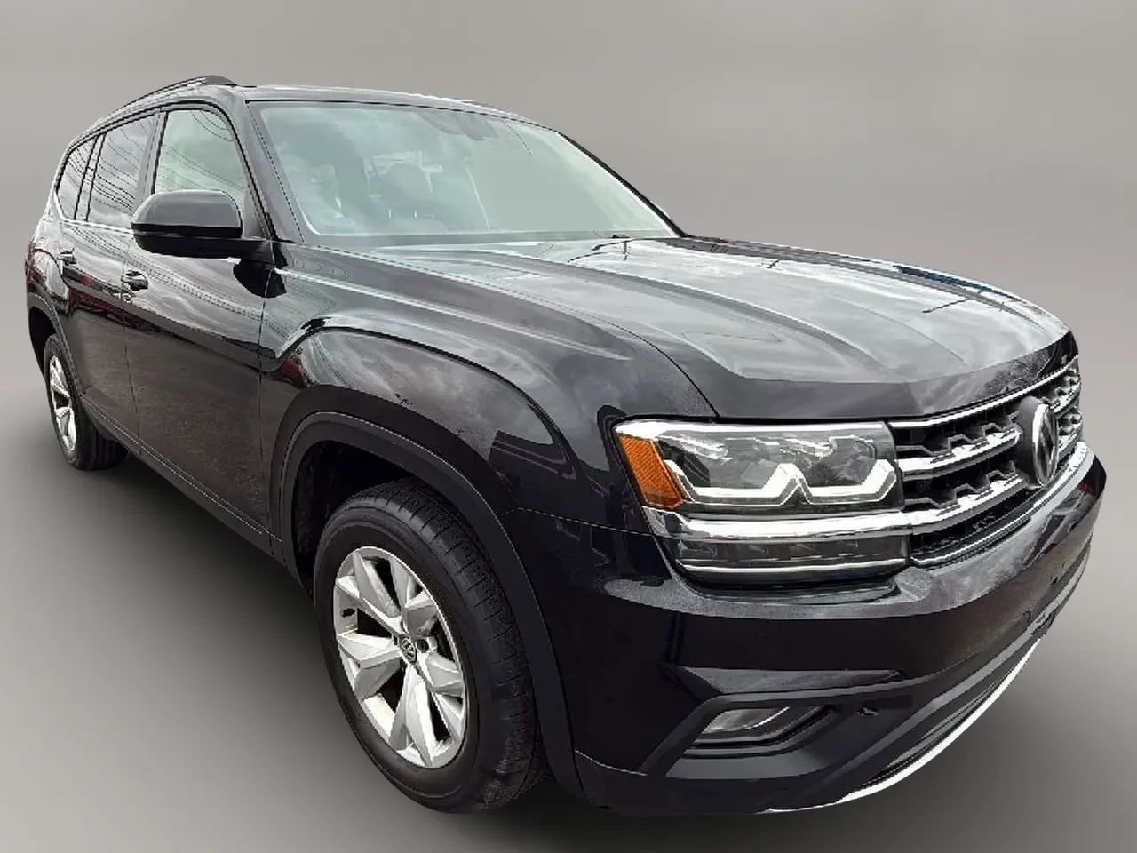 Used 2019 Volkswagen Atlas SE w/ Towing Package image 7
