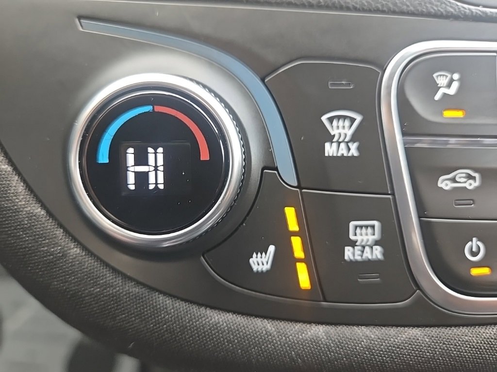 Used 2023 Chevrolet Malibu LT image 21