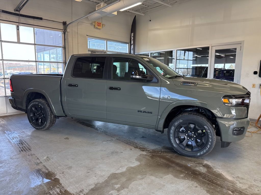 New 2026 RAM 1500 4x4 Crew Cab image 3