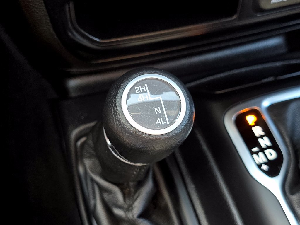 Used 2019 Jeep Wrangler Unlimited Sport AWD/4WD image 26