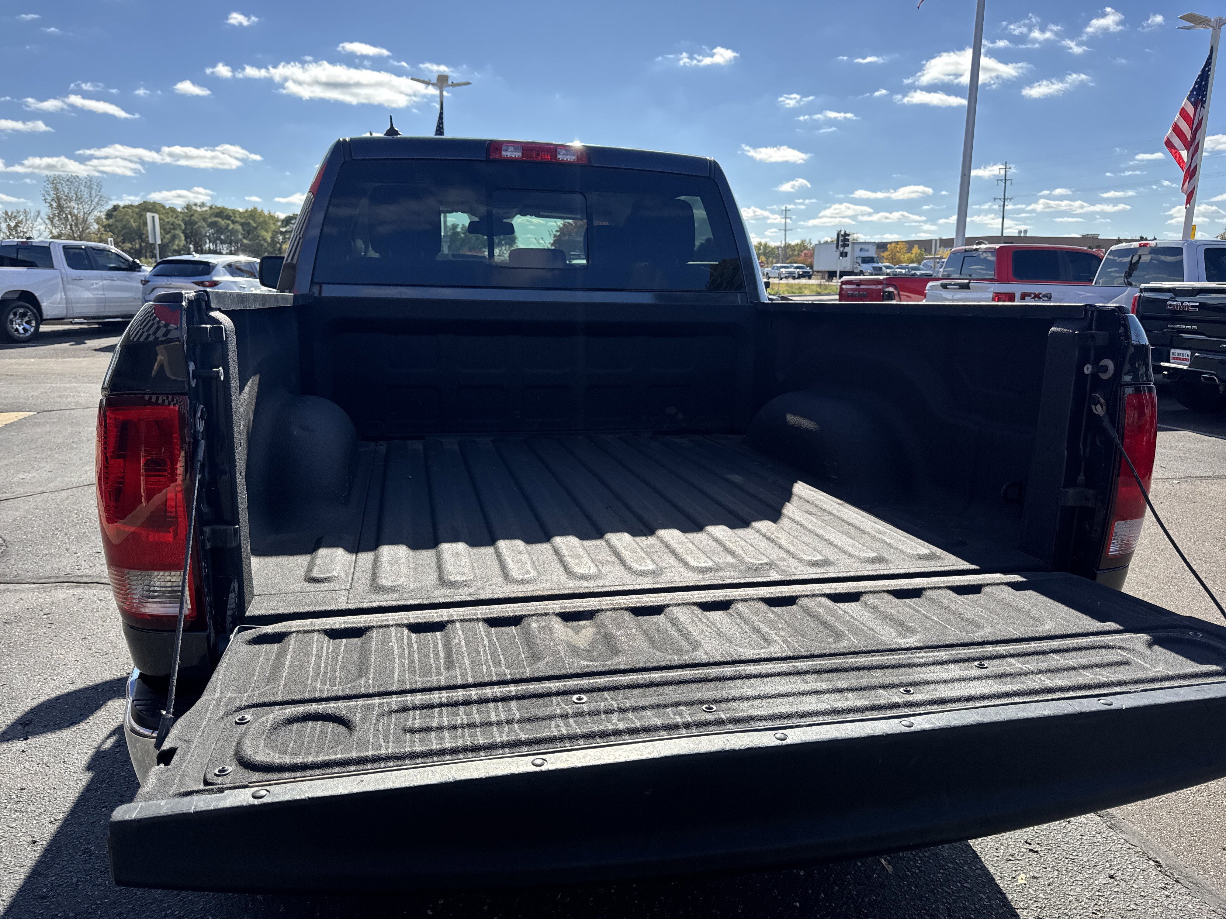 Used 2016 RAM 1500 Outdoorsman image 29