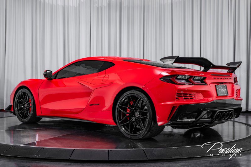 Used 2025 Chevrolet Corvette Z06 w/ Z07 Performance Package image 22