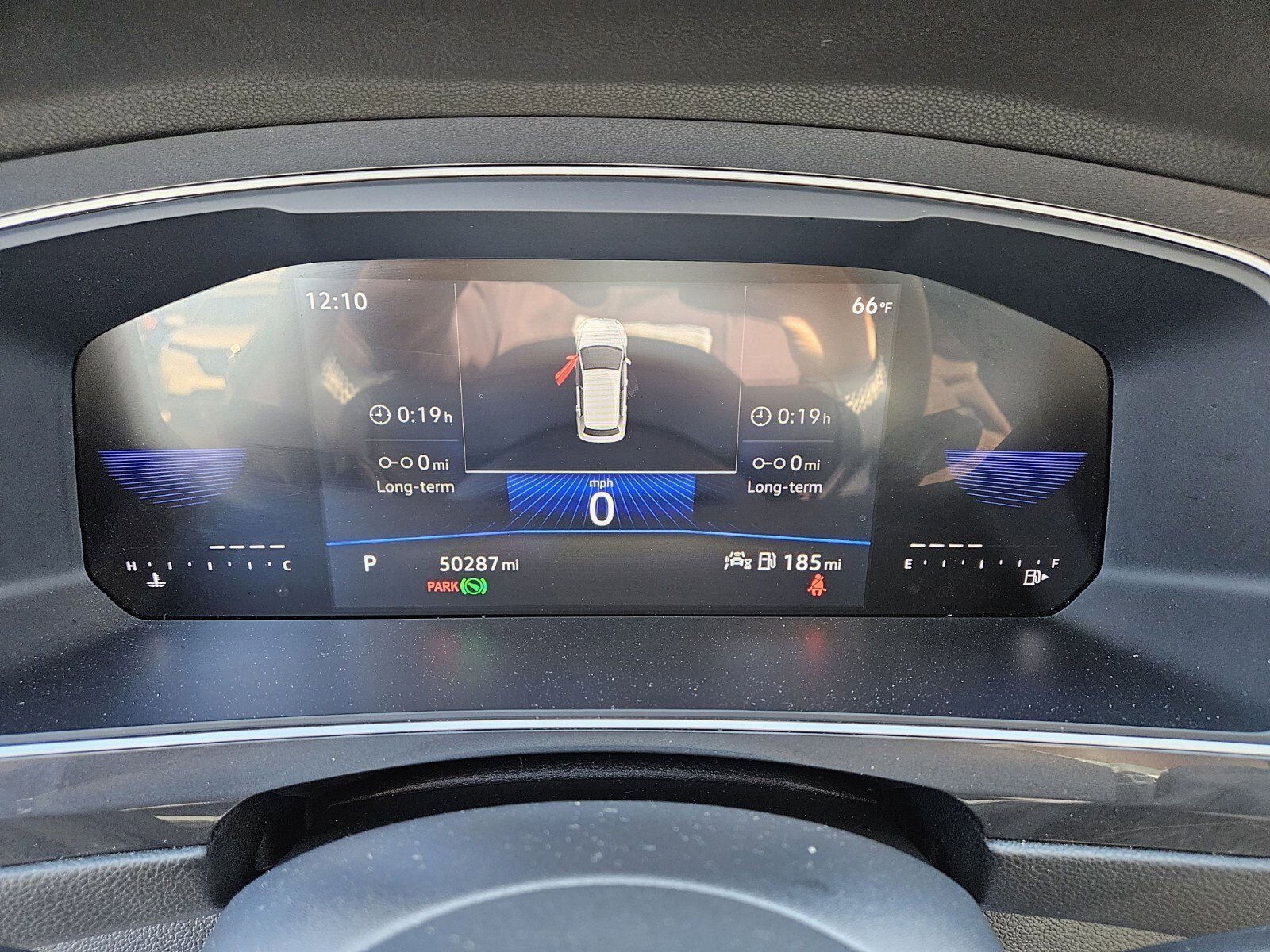 Used 2024 Volkswagen Tiguan SE image 28