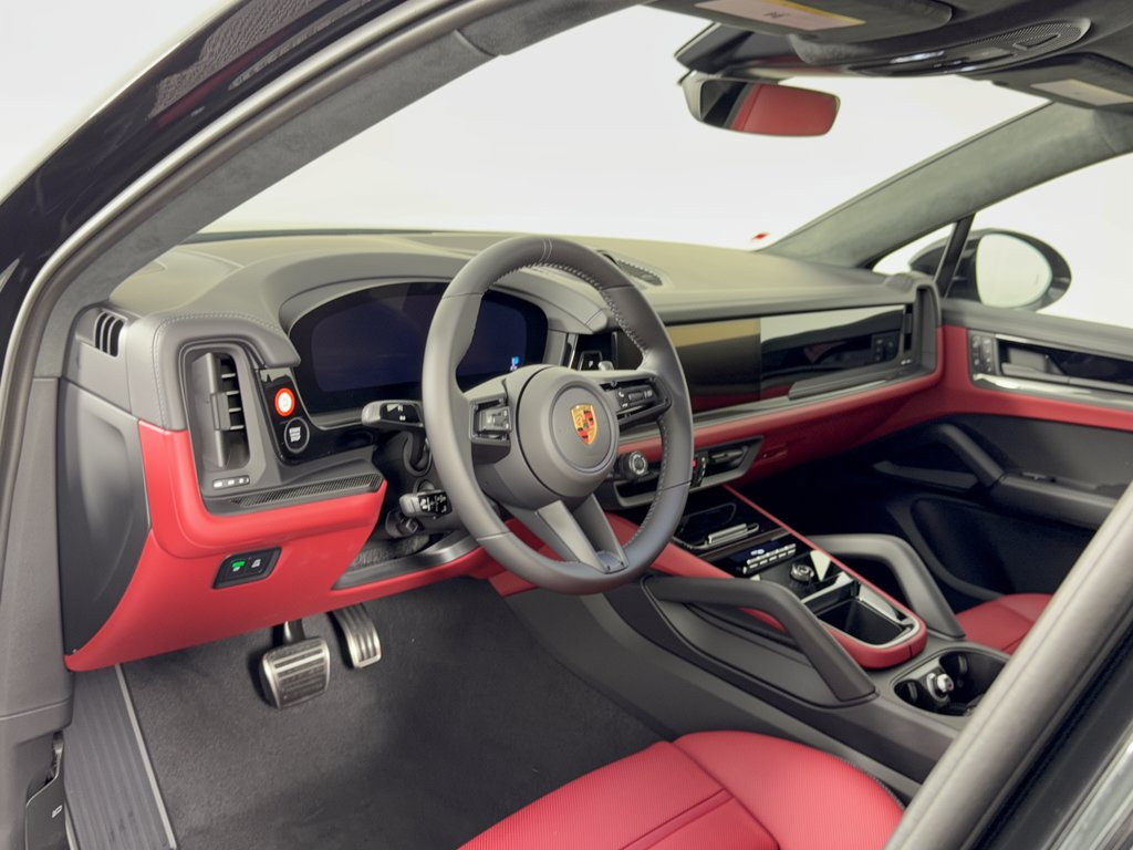 New 2026 Porsche Cayenne GTS AWD/4WD image 4