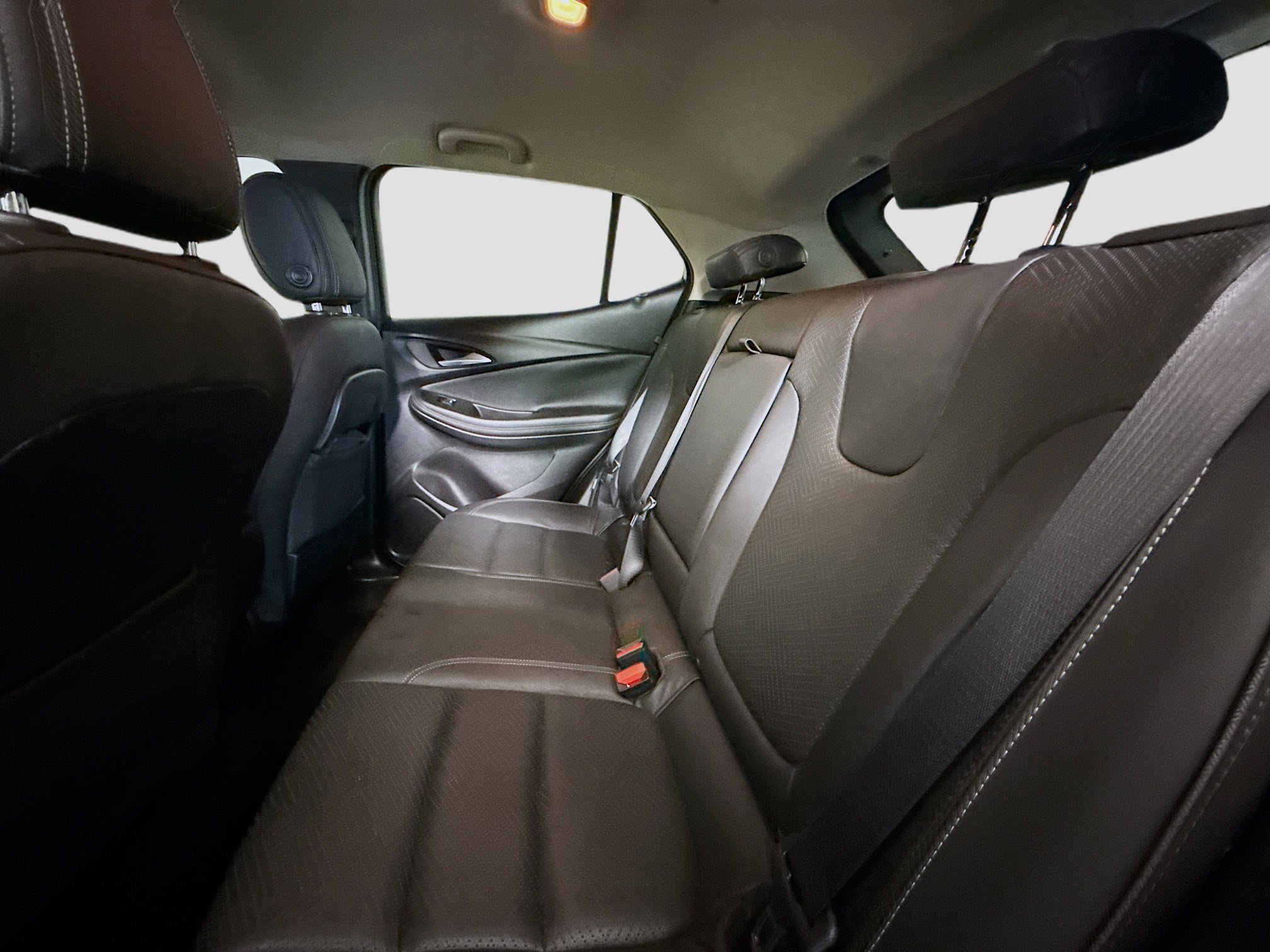 Used 2022 Buick Encore GX Essence w/ Advanced Technology Package image 25