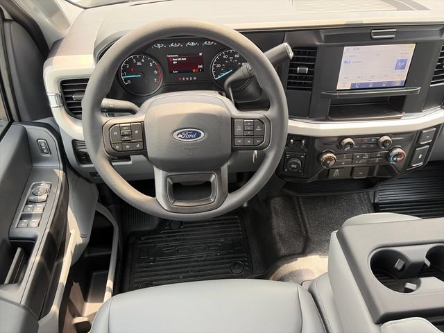 New 2026 Ford F250 XL w/ XL Chrome Package AWD/4WD image 11