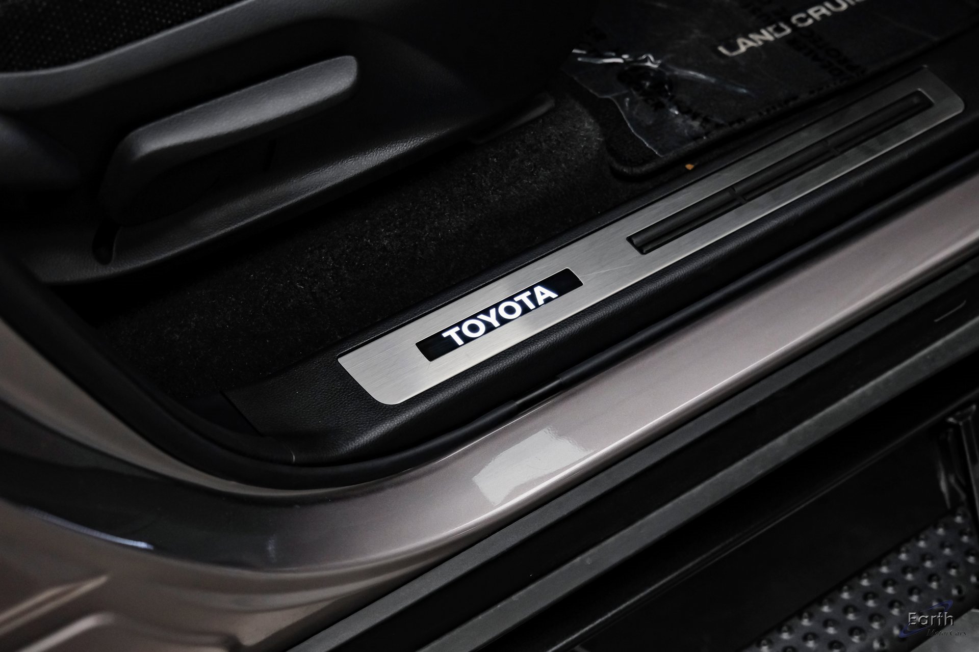 Used 2024 Toyota Land Cruiser image 46