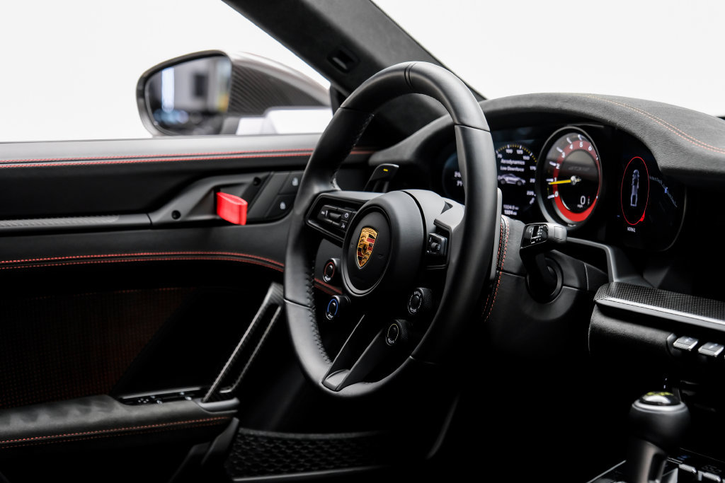 Used 2025 Porsche 911 GT3 RS RWD image 16