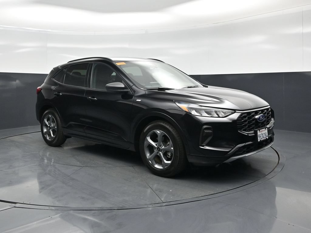 Certified 2023 Ford Escape ST-Line w/ Tech Pack #1 FWD image 55