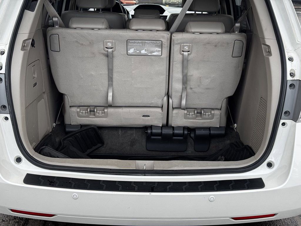 Used 2015 Honda Odyssey Touring image 7