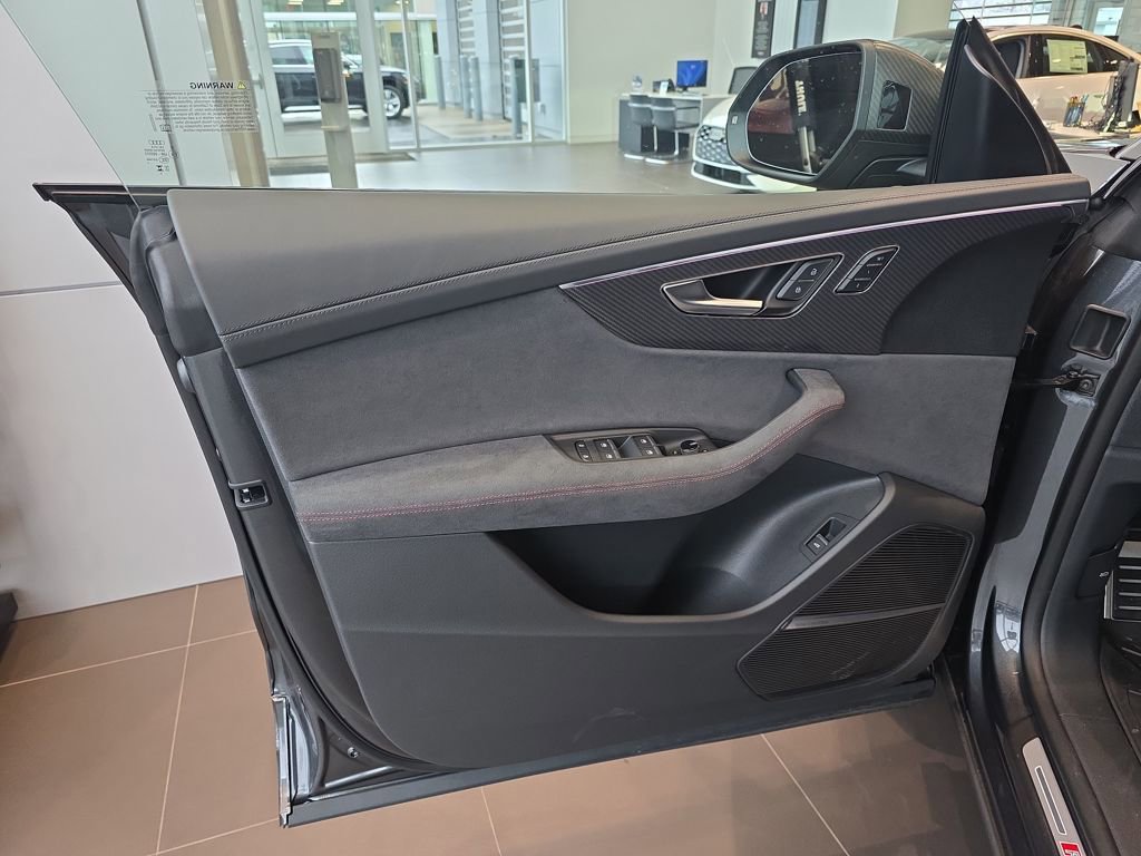 New 2026 Audi RS Q8 performance image 17