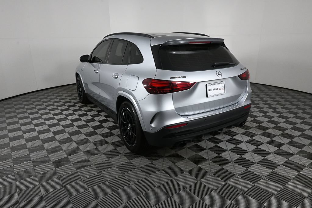 Certified 2026 Mercedes-Benz GLA 35 AMG 4MATIC image 4