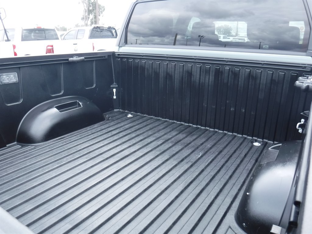 Used 2024 Toyota Tundra Platinum image 5