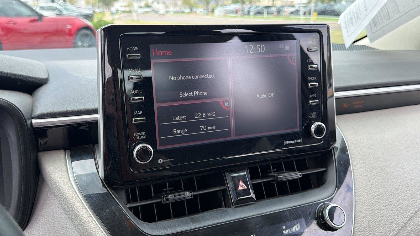 Used 2021 Toyota Corolla LE w/ Carpet Mat Package (TMS) FWD image 18