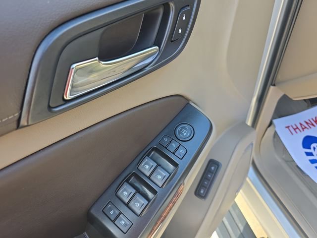 Used 2018 Chevrolet Suburban Premier image 11
