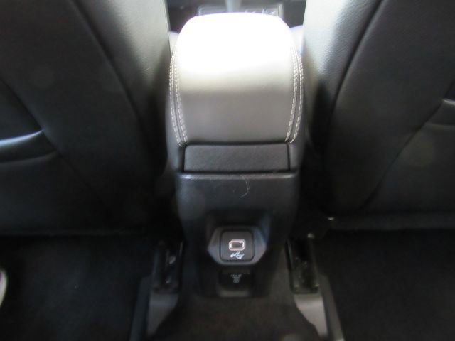 Used 2019 Jeep Renegade Limited image 28