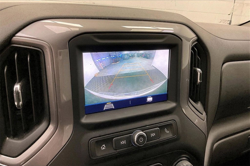 Used 2022 Chevrolet Silverado 1500 Custom w/ LPO, Blackout Package image 15