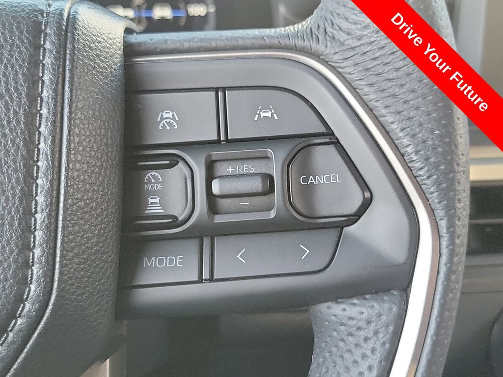 Used 2025 Toyota Tacoma TRD Sport AWD/4WD image 6