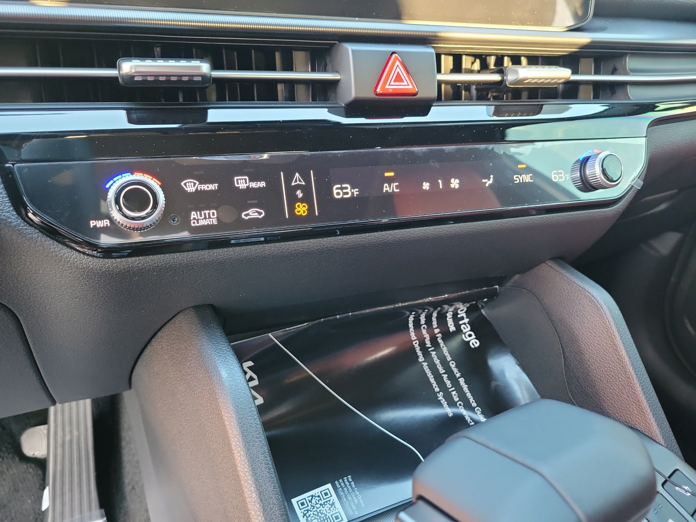 New 2027 Kia Sportage SX FWD image 18