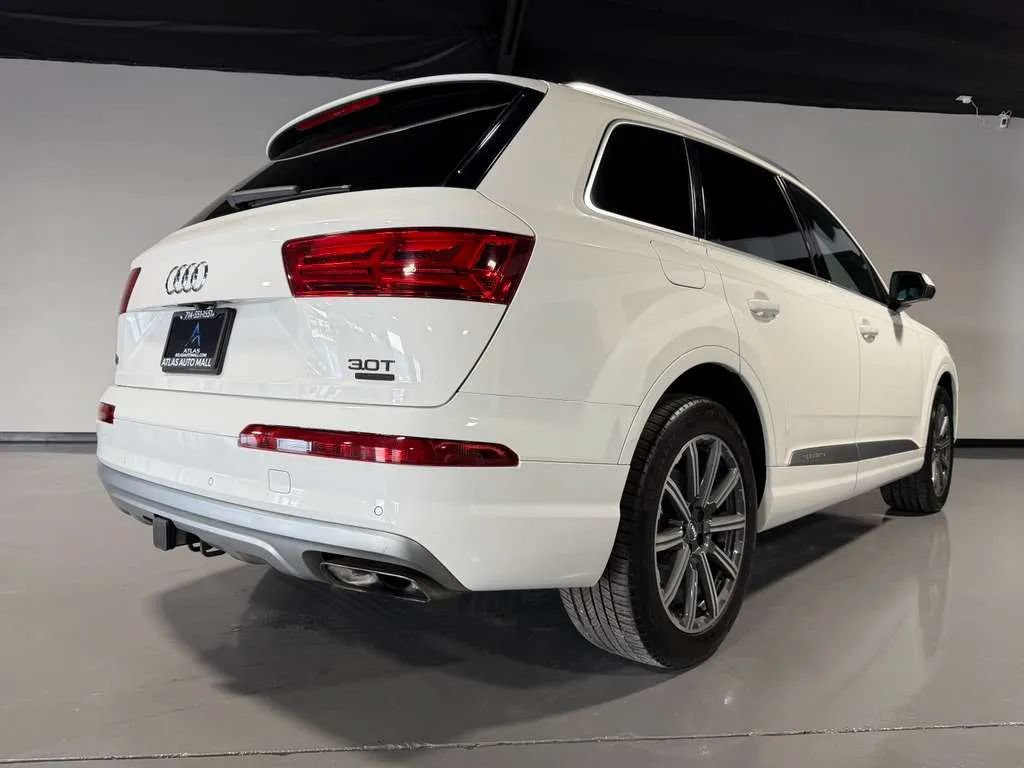 Used 2017 Audi Q7 3.0T Premium Plus AWD/4WD image 4