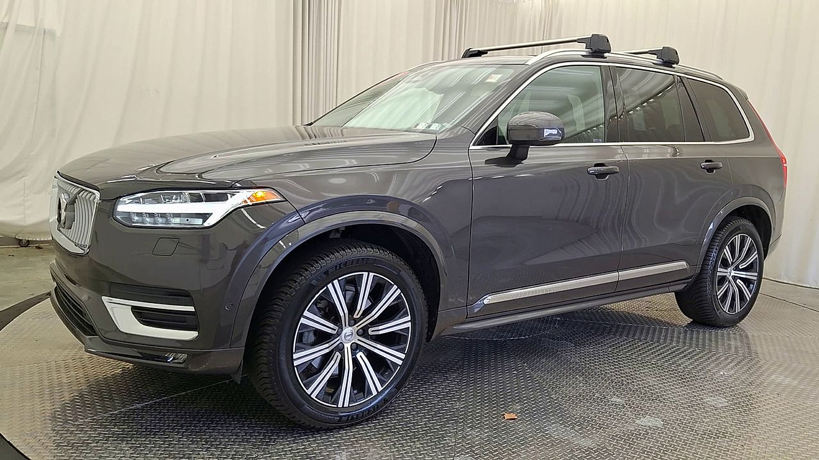 Used 2023 Volvo XC90 B6 Plus w/ Protection Package Premier AWD/4WD image 10