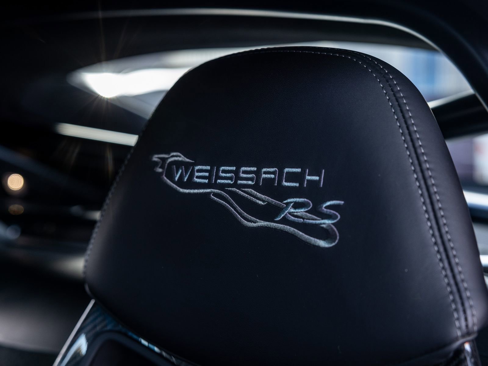 Used 2023 Porsche 718 Cayman GT4 RS RWD image 35
