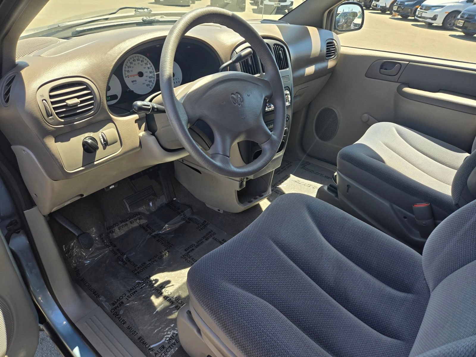 Used 2003 Dodge Caravan SE FWD image 14