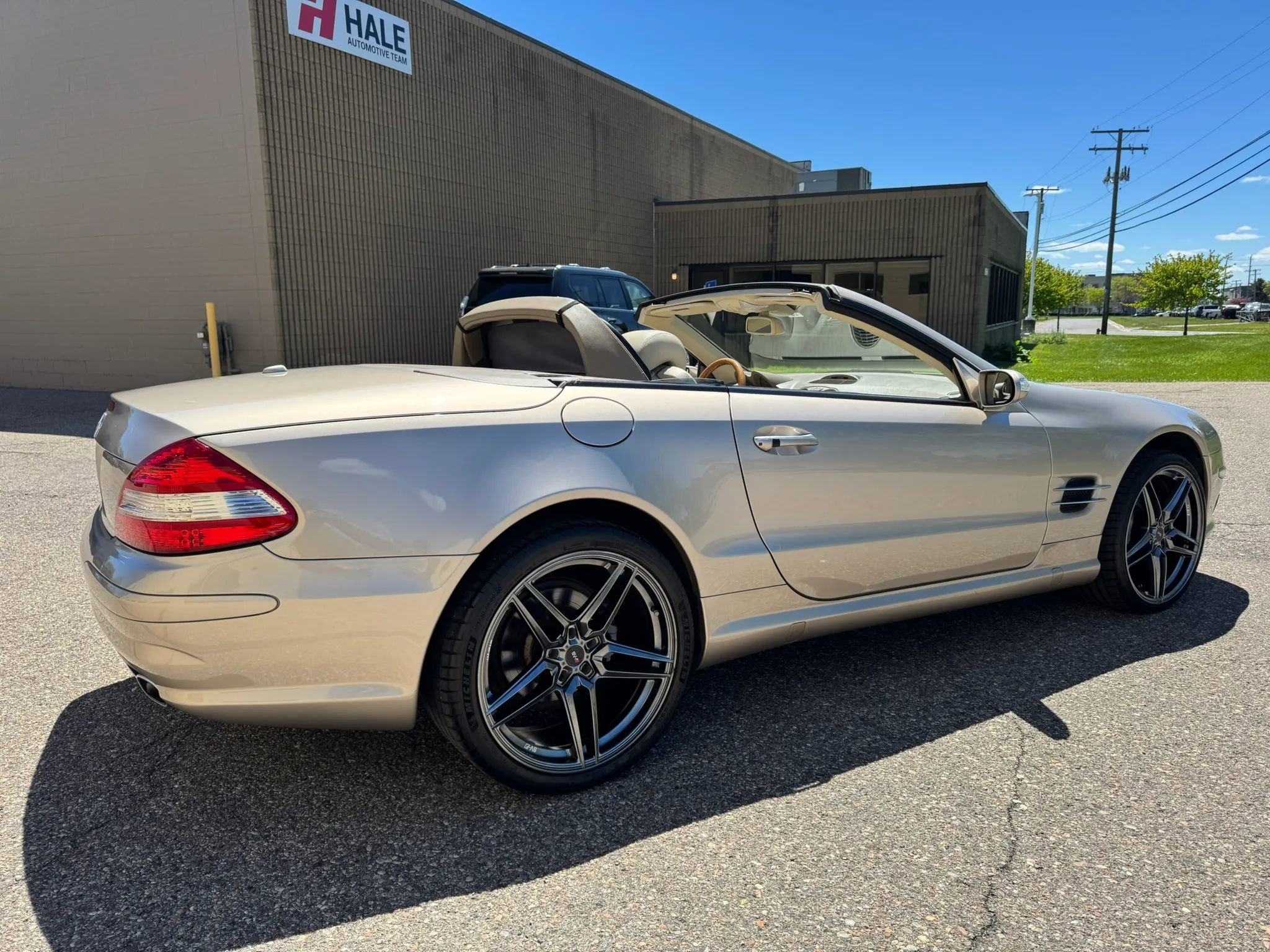 Used 2005 Mercedes-Benz SL 500 image 10
