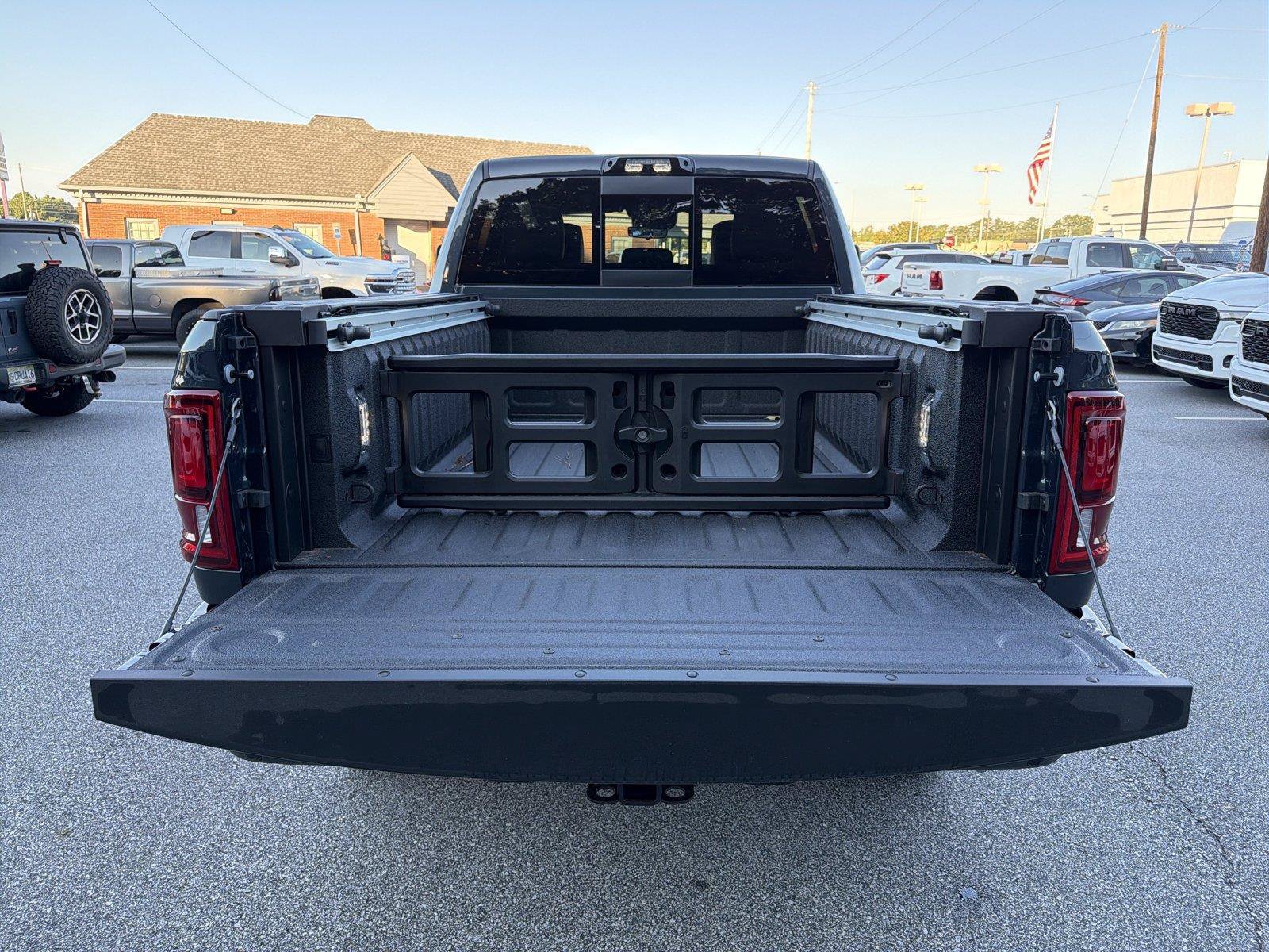 New 2027 RAM 2500 Limited AWD/4WD image 18