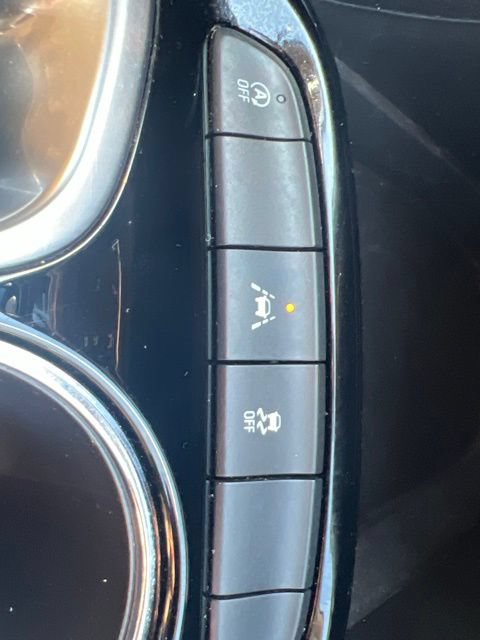 Used 2025 Buick Encore GX Preferred FWD image 21