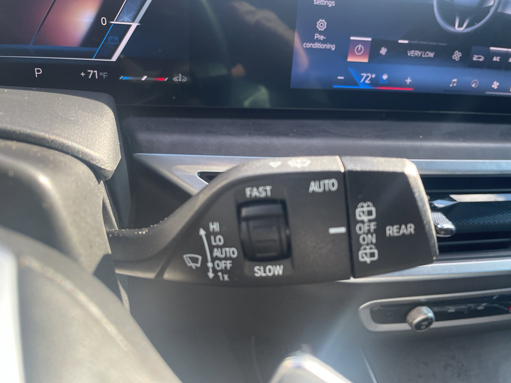 Used 2025 BMW X5 xDrive40i w/ Climate Comfort Package image 26