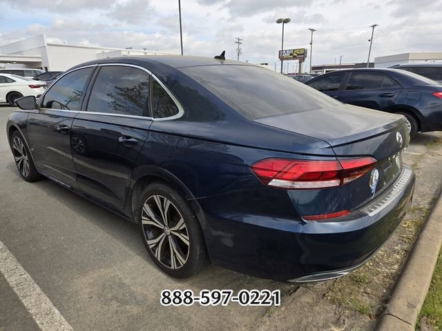 Used 2022 Volkswagen Passat 2.0T SE FWD image 5