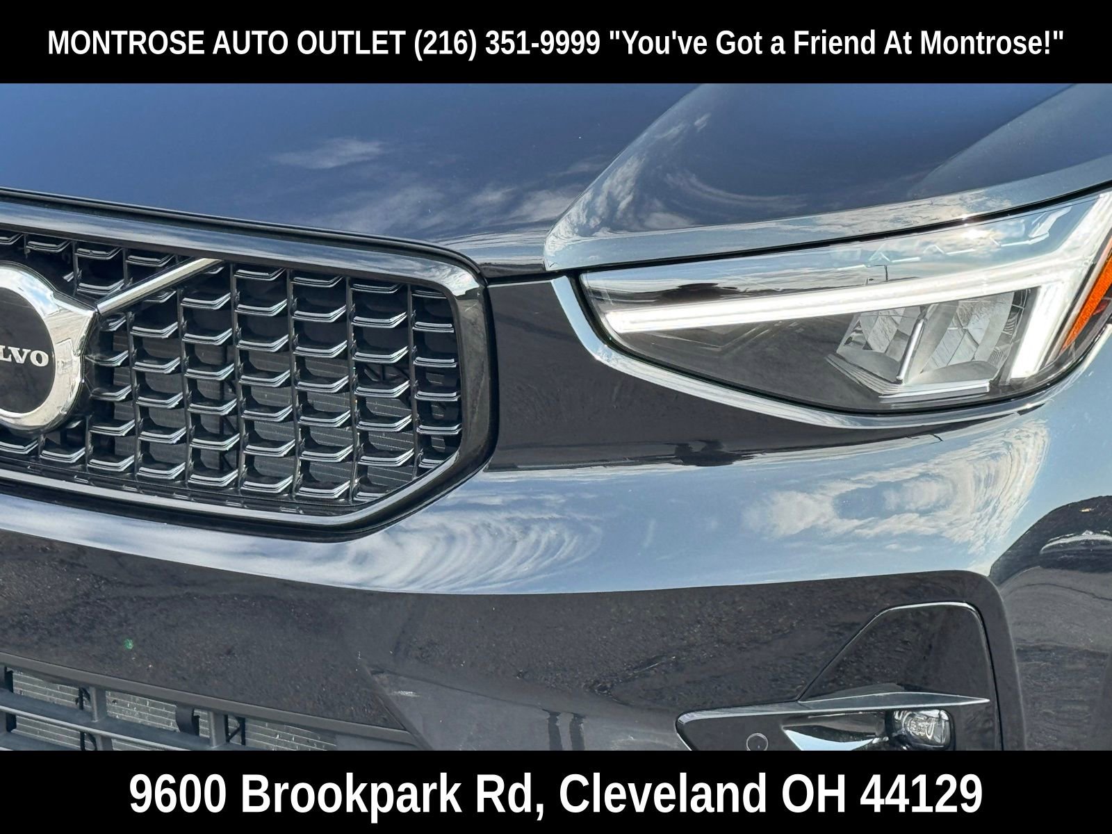 Used 2023 Volvo XC40 B5 Plus w/ Climate Package AWD/4WD image 54