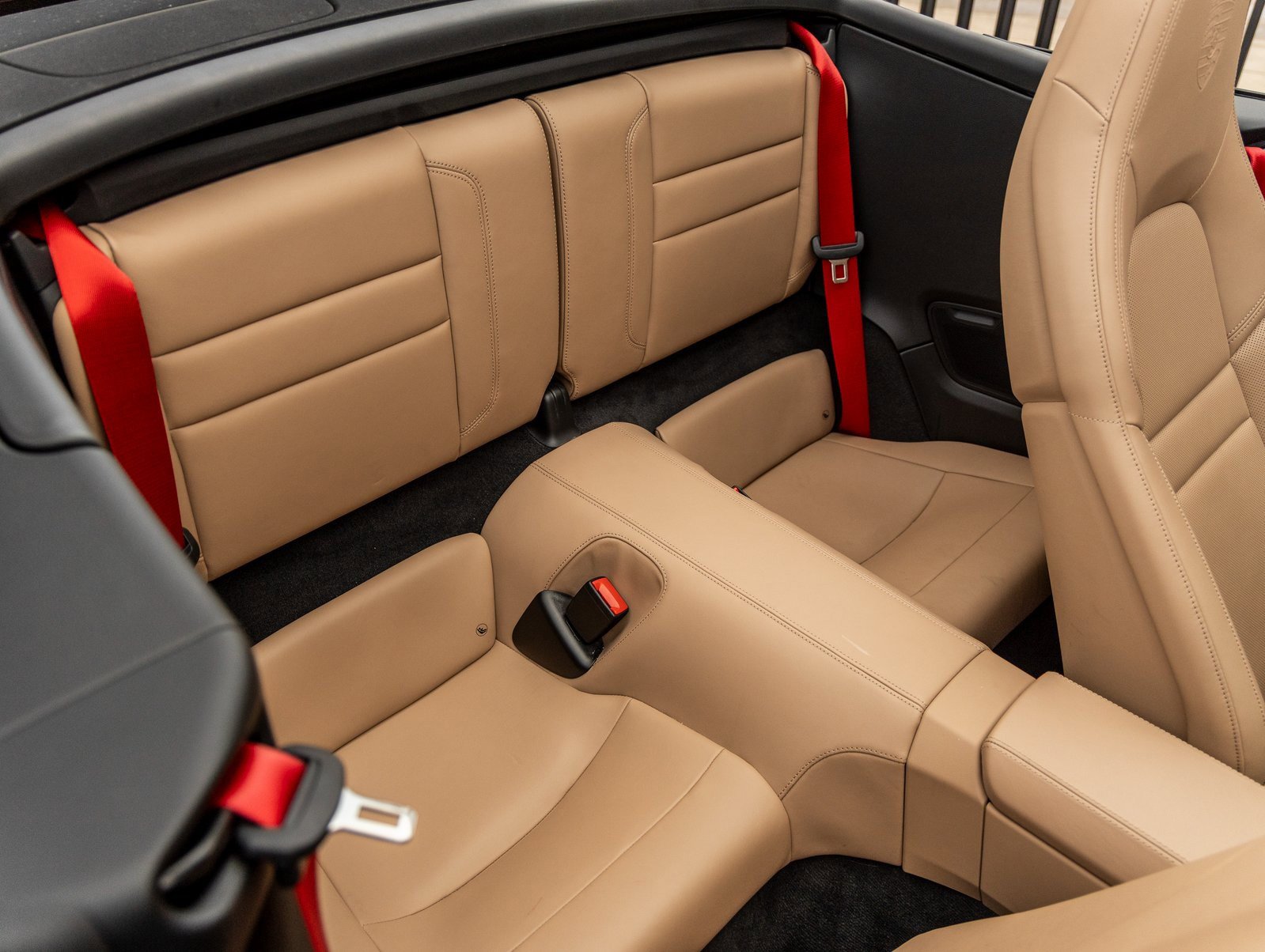 Used 2024 Porsche 911 Carrera S image 31