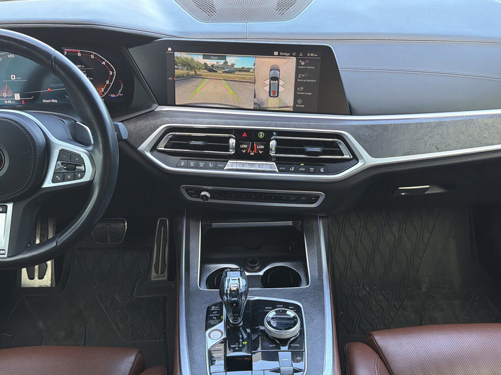 Used 2022 BMW X7 M50i w/ Dynamic Handling Package AWD/4WD image 16