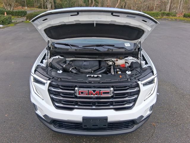 Used 2024 GMC Acadia Elevation image 17