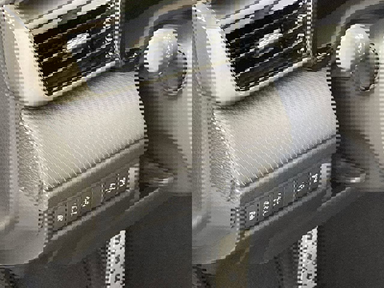 New 2026 Toyota Camry SE image 13