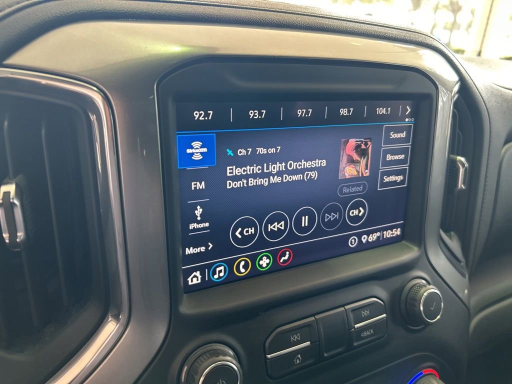 Used 2020 Chevrolet Silverado 1500 LT w/ All-Star Edition image 7